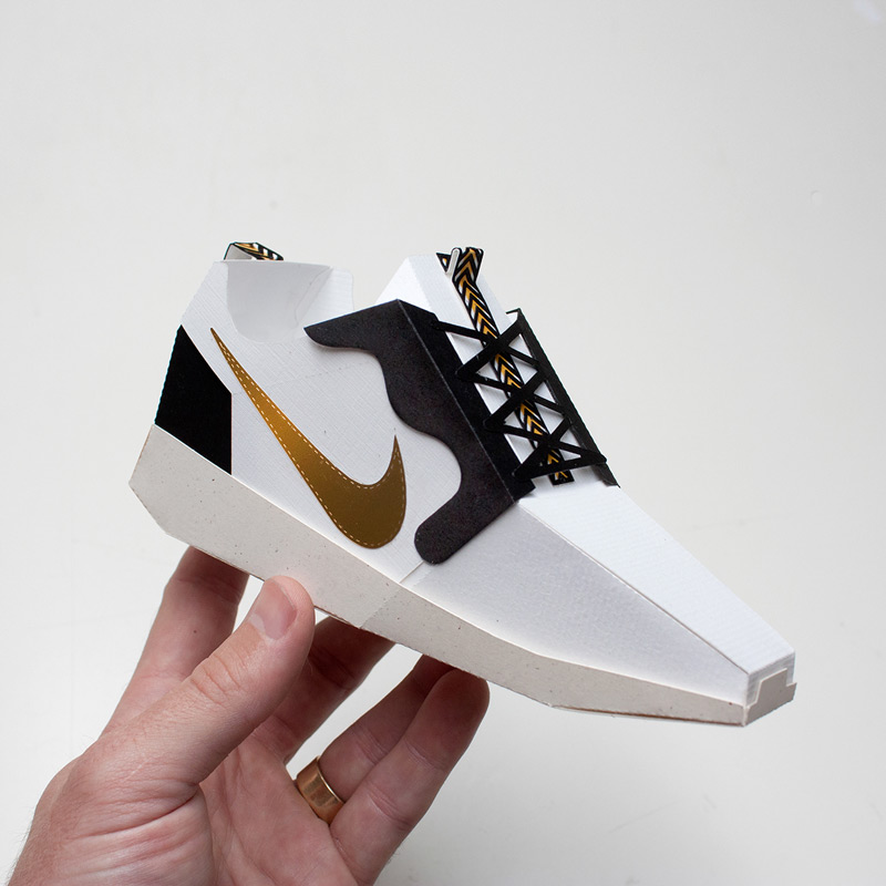 Paper Sneakers by Joe Bowers in 2014年9月出收集的有创意的Nike广告设计案例欣赏