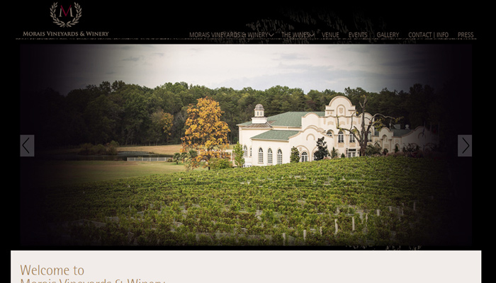 30个值得赞叹的葡萄酒厂和葡萄庄园网站设计欣赏morais vineyard winery dark homepage