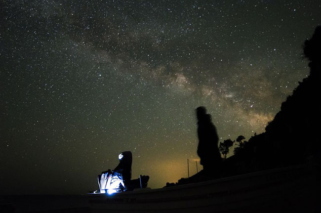 75个这个世界上最迷人的夜晚星空图效果欣赏Hunters Of The Past (mt.pilio - Greece)