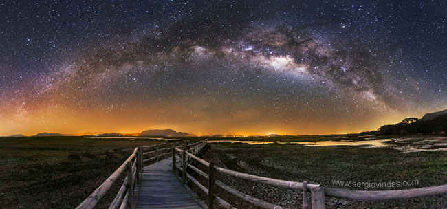 75个这个世界上最迷人的夜晚星空图效果欣赏The Way To The Universe