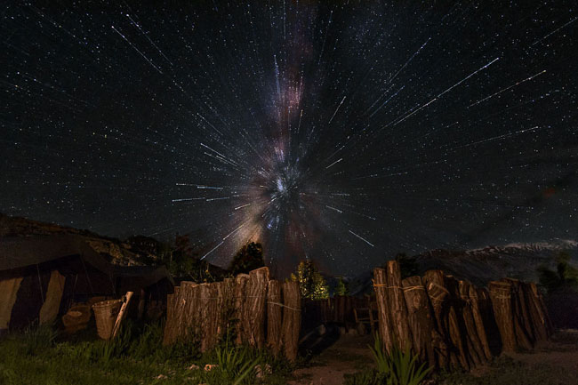 75个这个世界上最迷人的夜晚星空图效果欣赏Perfect Campsite
