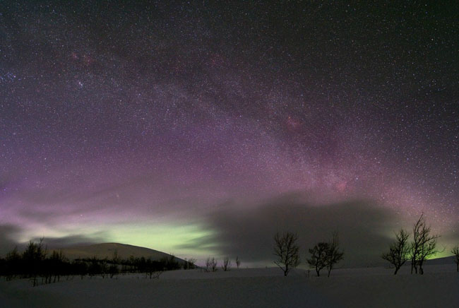 75个这个世界上最迷人的夜晚星空图效果欣赏Night sky in Sweden