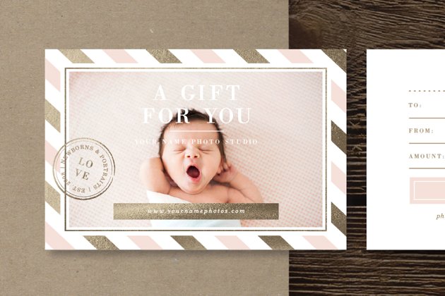 出生卡设计海报模板 Newborn Photographer Gift Card