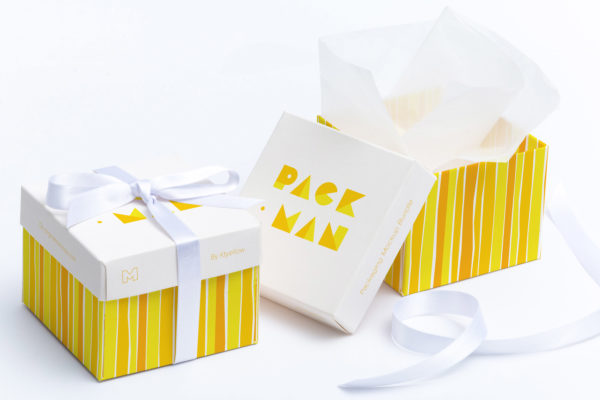 礼品盒包装设计样机 Cube Gift Box Mockup 01