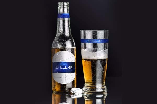 啤酒瓶和玻璃样机素材 Beer Bottle and Glass Mockup 01