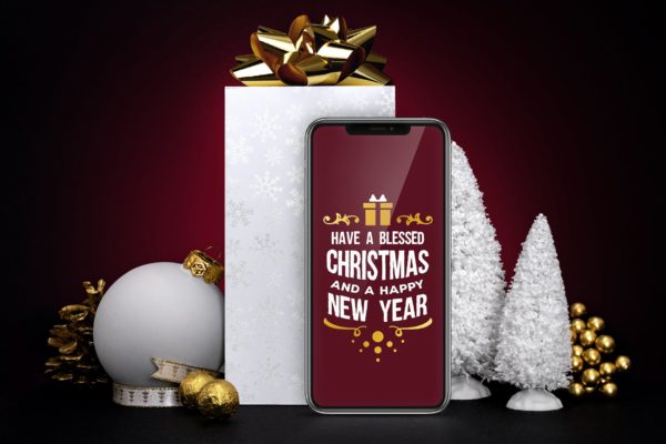圣诞节iPhone 11 手机礼品组合样机素材下载[PSD]