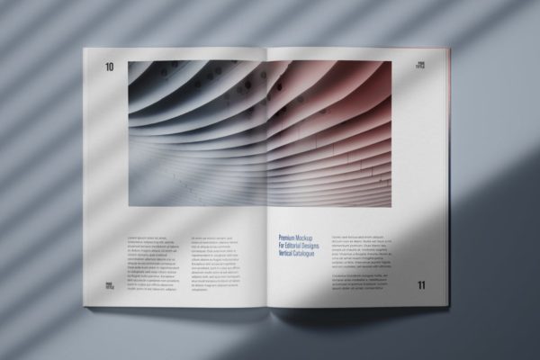 带光影效果的高端杂志设计展示样机（内页）（PSD）
