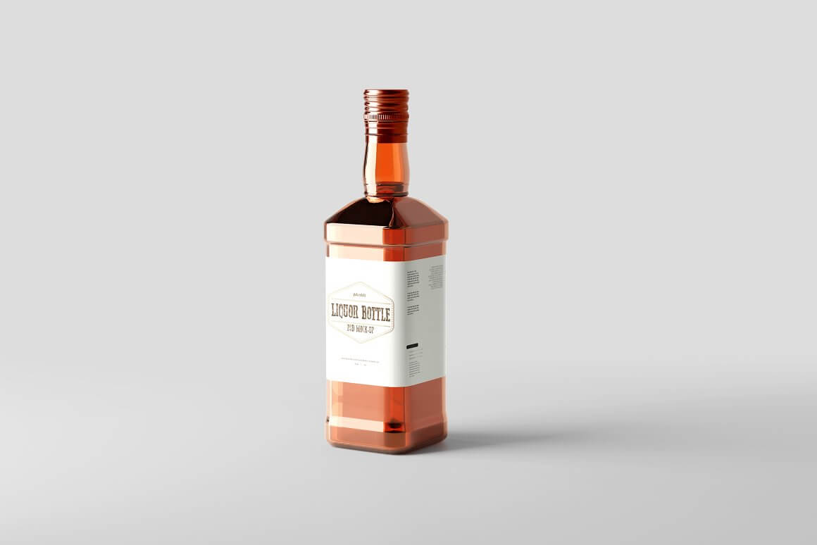 方形酒瓶品牌标签设计样机 (PSD)