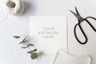 贺卡、邀请卡设计展示样机 Wedding square stationery mock up