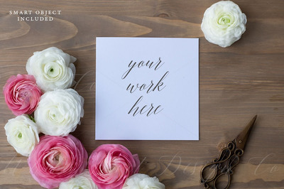 时尚的方形卡片样机 SALE! Styled square card mockup