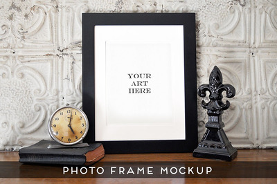 真实的照片相框 Realistic Photo Frame Art Mockup #2