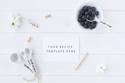 食谱卡片样机模板 Recipe card mock up - Psd+Jpg