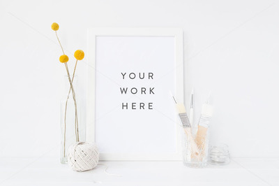 A4时尚画框样机模型 A4 styled frame mock up