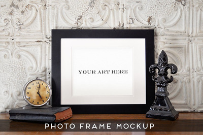 复古画框样机素材 Realistic Photo Frame Art Mockup #1
