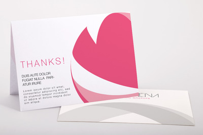 双折页名片设计样机 Bifold Thank You Card PSD Mockup 01