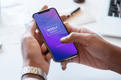 手持移动端手机样机素材下载[PSD]