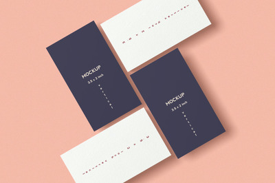 顶角视图垂直名片展示样机模型