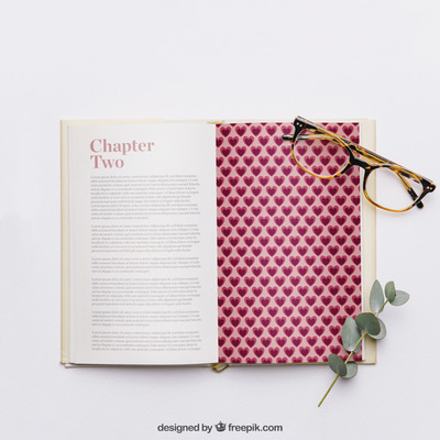 少女心的书籍设计展示样机[PSD]