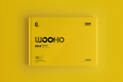 简约风的景观书封面效果图模型[PSD]