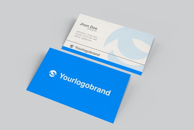 简单的名片设计展示样机(PSD)