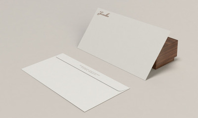 白色简洁的信封样机[PSD]