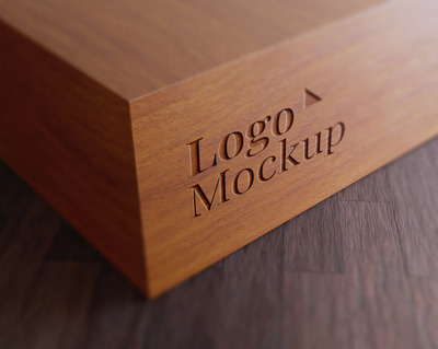木板印压logo展示样机[PSD]