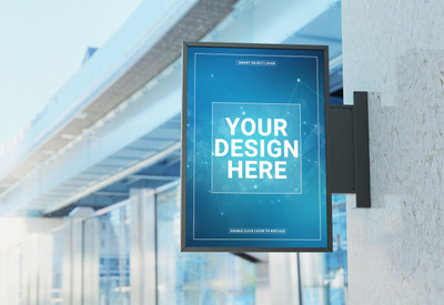 街道广场商店的招牌样机[PSD]