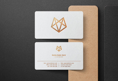 白色名片上的金色logo样机[PSD]