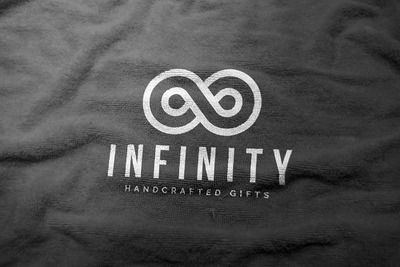 超真实的布料logo设计样机（PSD）