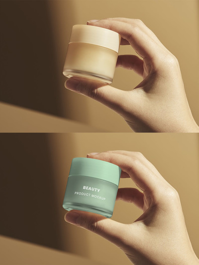 手持护肤产品展示模型(PSD)