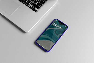 透视角度的iPhone手机样机下载 (PSD)