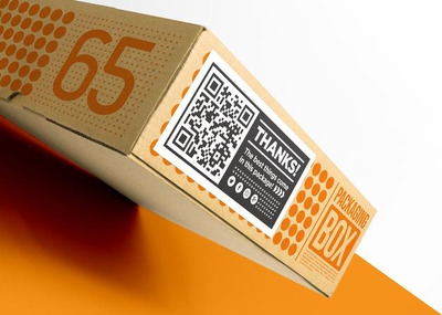 纸盒包装产品标签设计样机[psd]