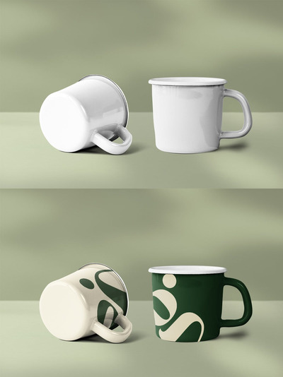 绿色G字母广告中的马克杯模型样机 (PSD)