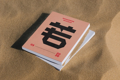 沙堆厚杂志设计样机 [psd]