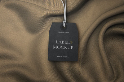 逼真的服装吊牌标签设计样机 (PSD)