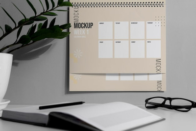 室内挂墙排列日历设计样机模板[psd]